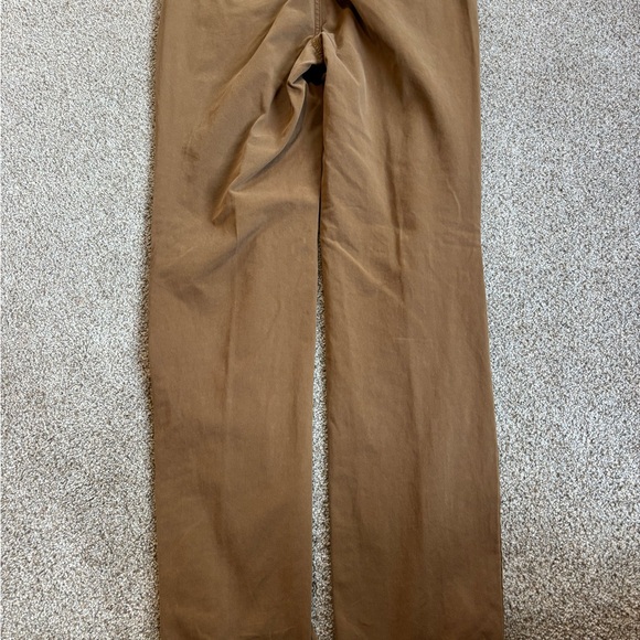 Eddie Bauer boyfriend relaxed fit pants - Picture 2 of 6